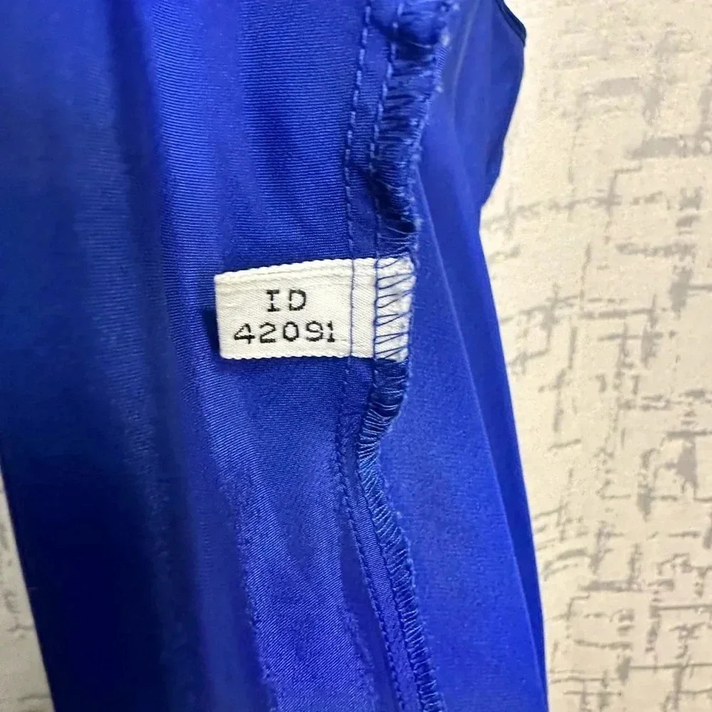 Victoria’s Secret Gold Label 90s Blue Satin Lace Trim Chemise Gold Tag, sz P - Picture 5 of 5